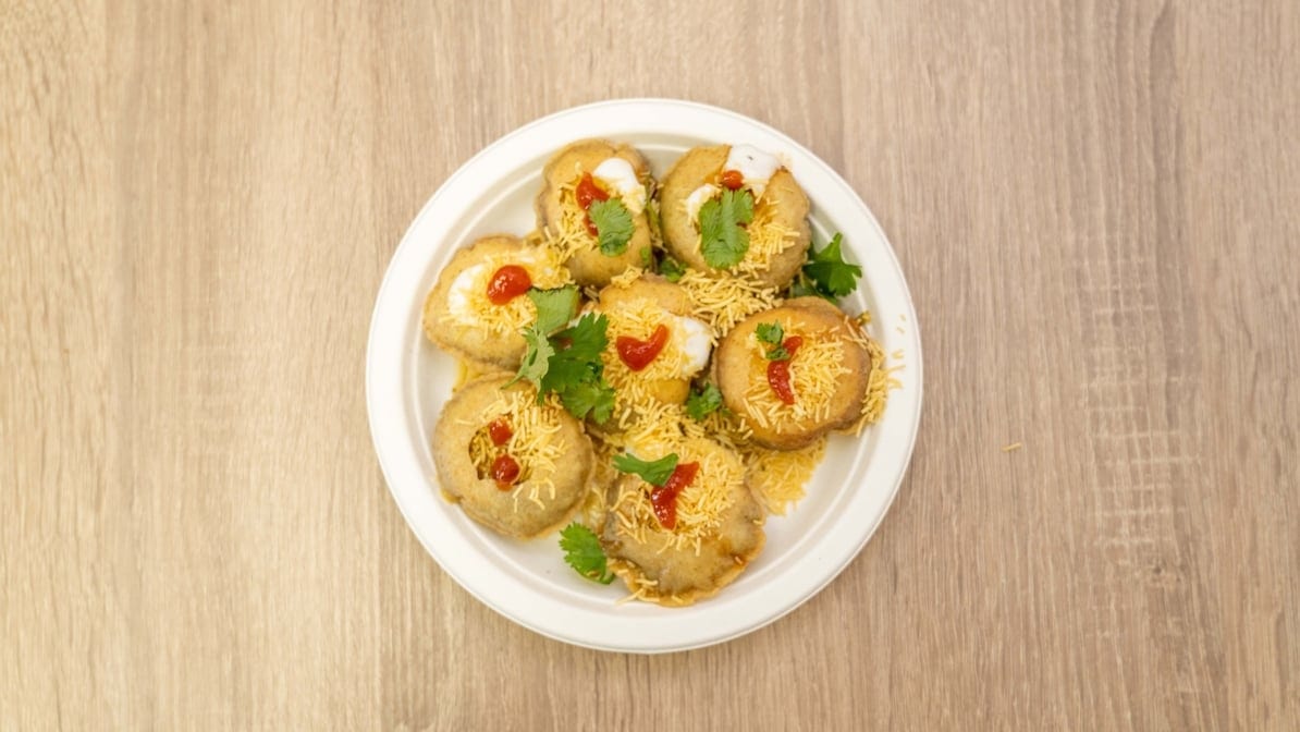 Dahi Sev Poori Jain.